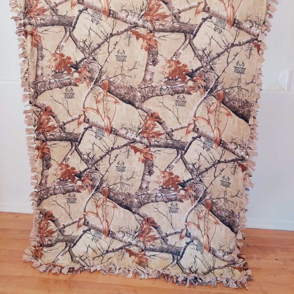 Real Tress Tan Double-Sided Fleece Throw Blanket #62 (49in W 67.5in L)